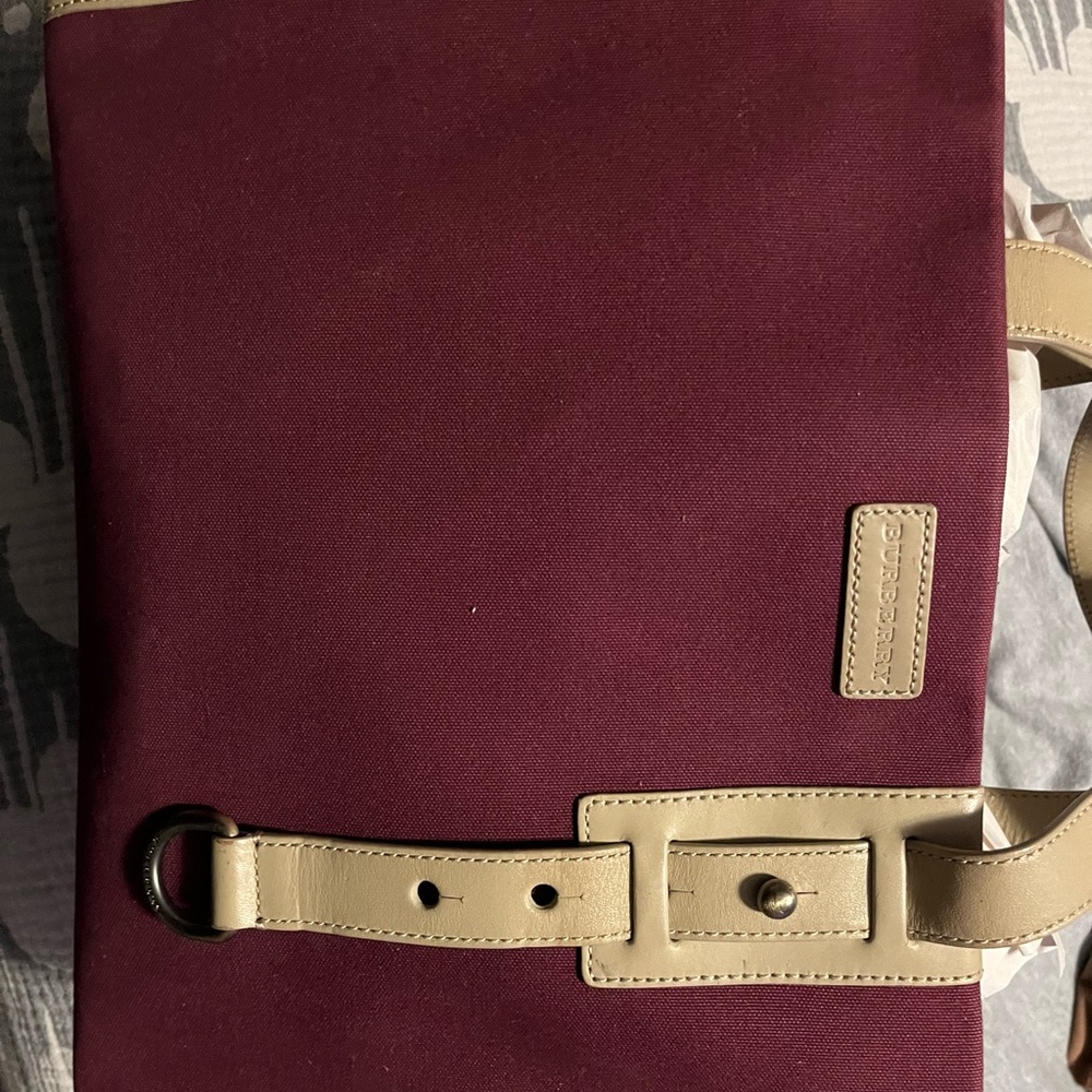 Burberry tote